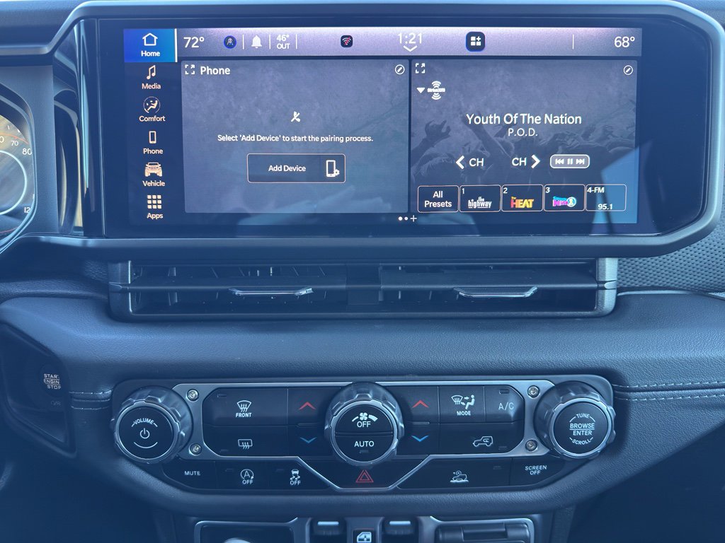 Used 2025 Jeep Wrangler Unlimited Rubicon image 21