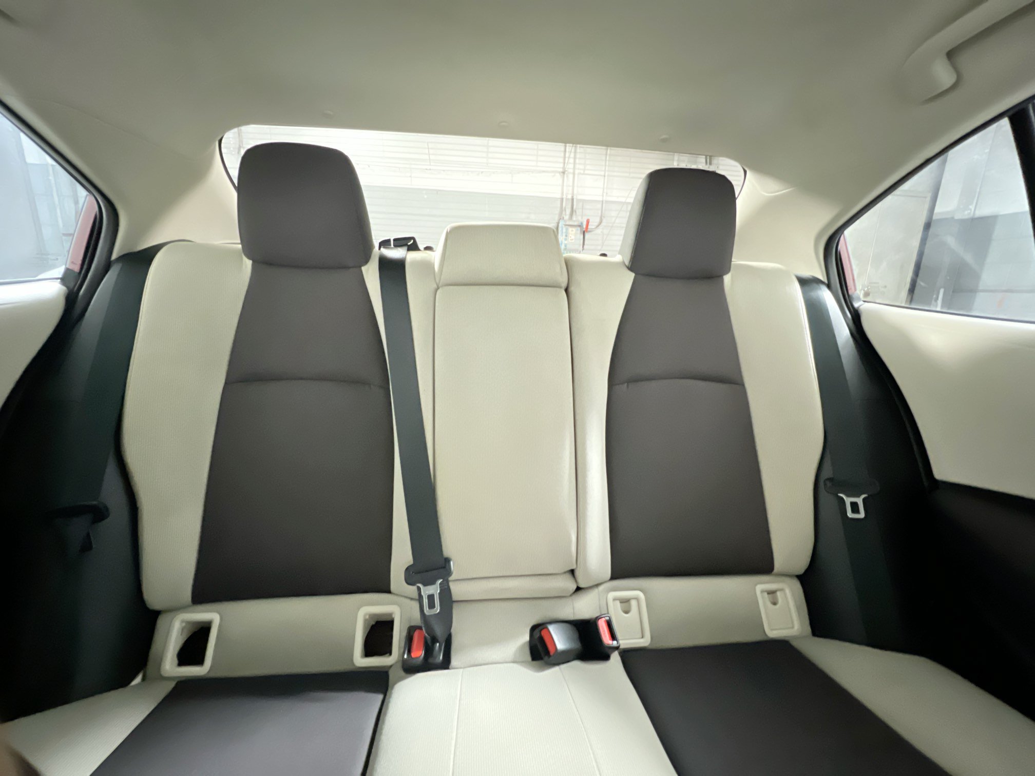 Used 2026 Toyota Corolla LE FWD image 32