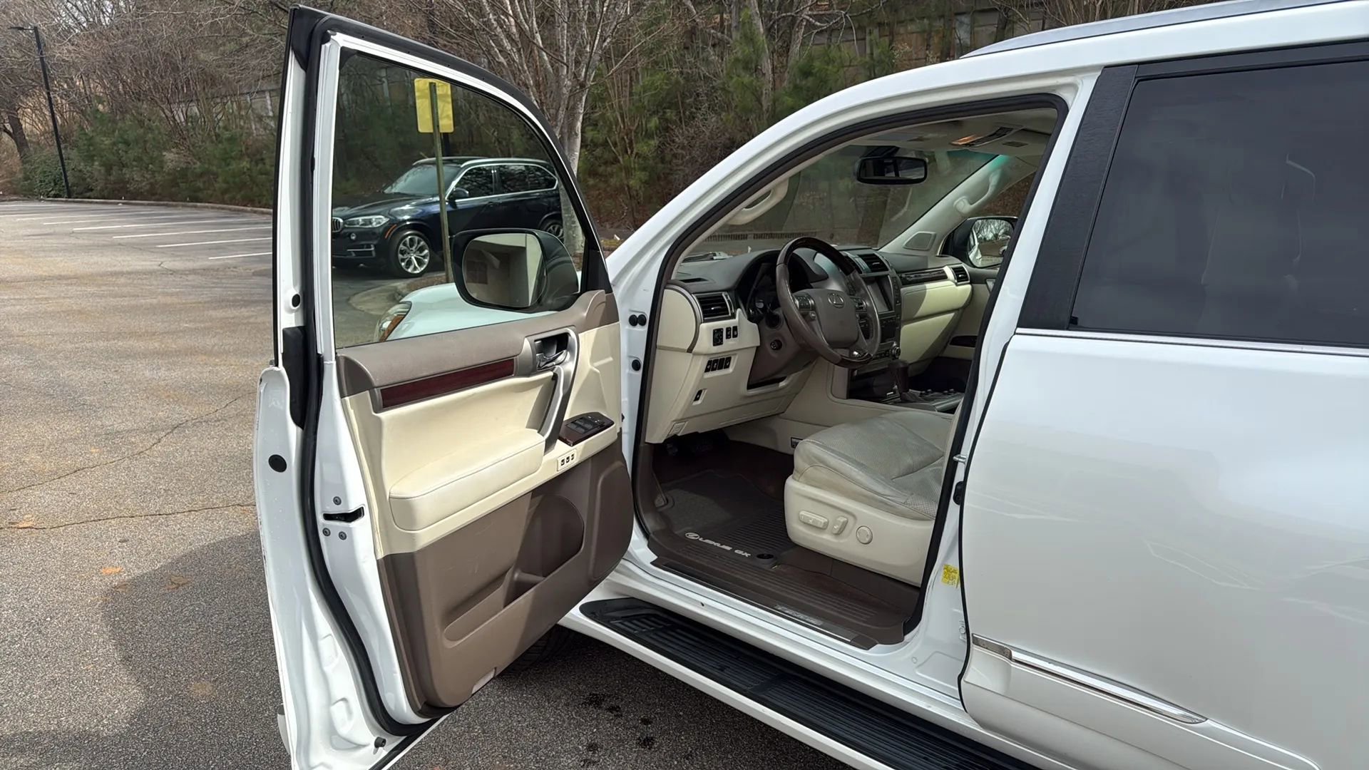 Used 2015 Lexus GX 460 Luxury image 14