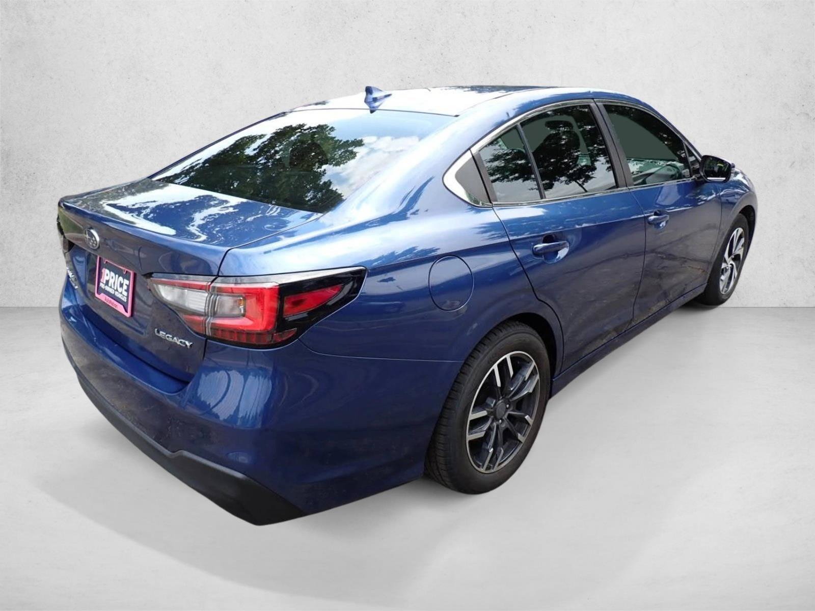Used 2022 Subaru Legacy Premium AWD/4WD image 4