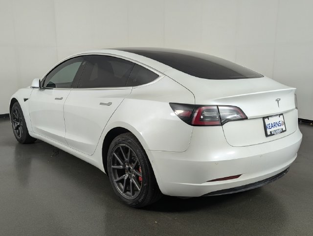 Used 2019 Tesla Model 3 Standard Range Plus RWD image 6