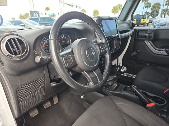 Used 2018 Jeep Wrangler Unlimited Sport w/ Connectivity Group image 13