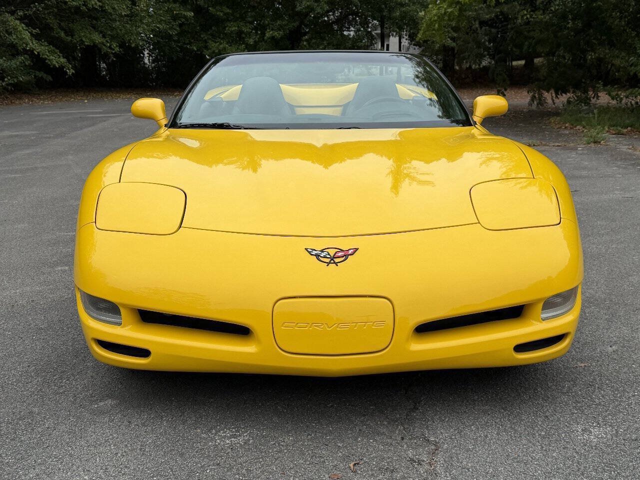 Used 2002 Chevrolet Corvette Convertible w/ Preferred Equipment Group2 RWD image 7