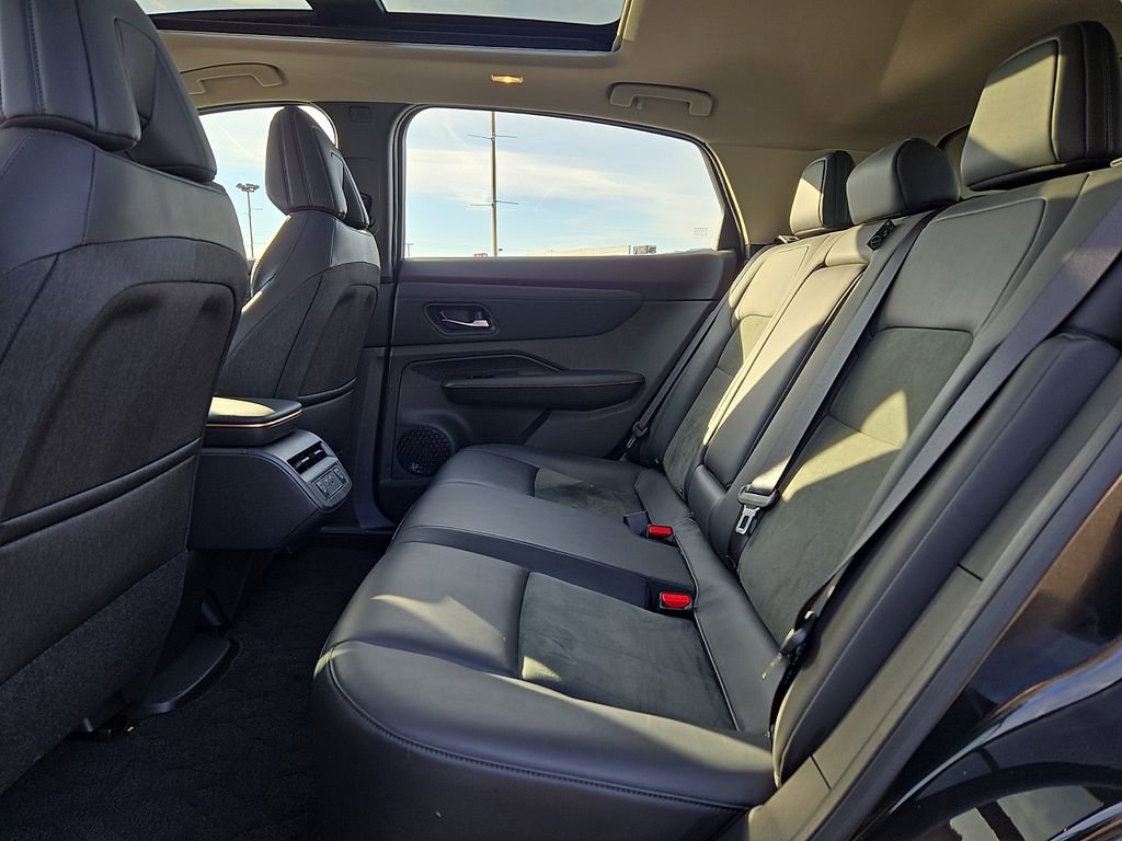 Certified 2024 Nissan Ariya AWD image 10