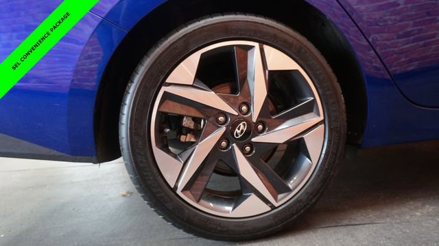 Used 2023 Hyundai Elantra SEL w/ Convenience Package image 82