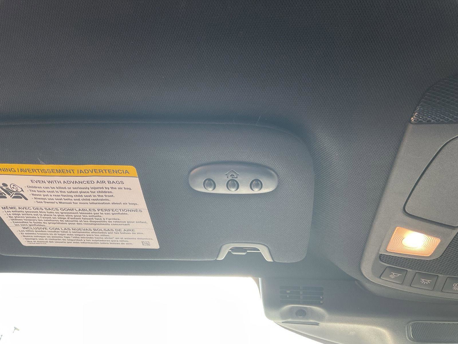 Used 2023 Lincoln Nautilus Reserve image 23