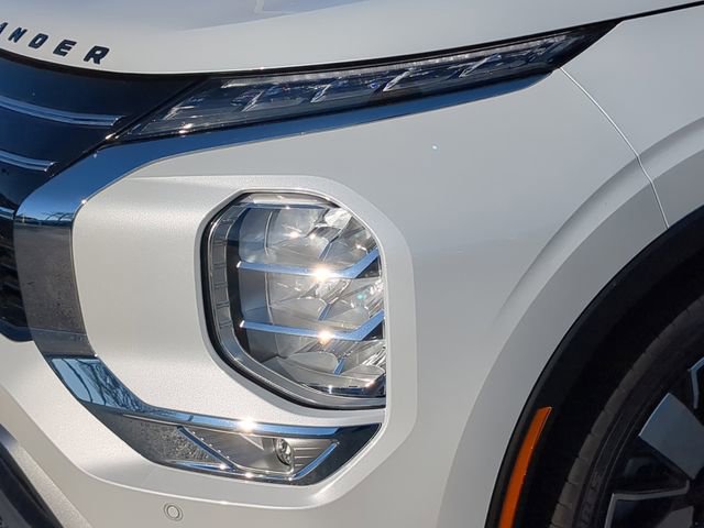 New 2026 Mitsubishi Outlander SEL FWD image 10