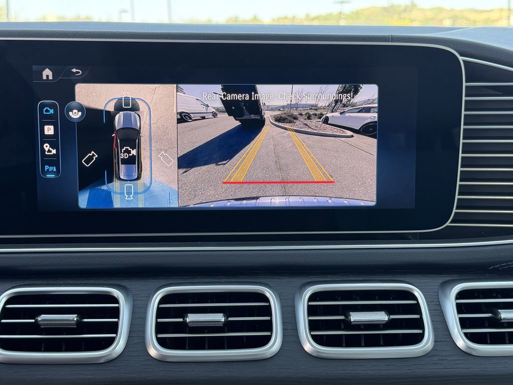 New 2026 Mercedes-Benz GLS 450 4MATIC image 28