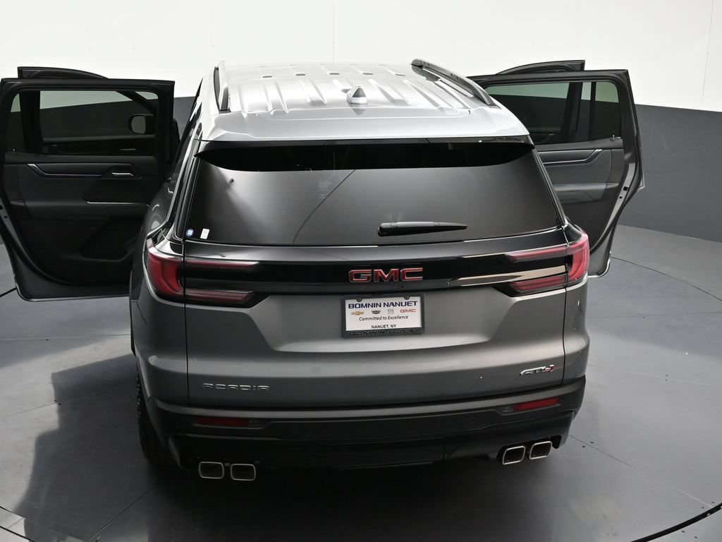 Used 2026 GMC Acadia AT4 w/ Luxury Package AWD/4WD image 36