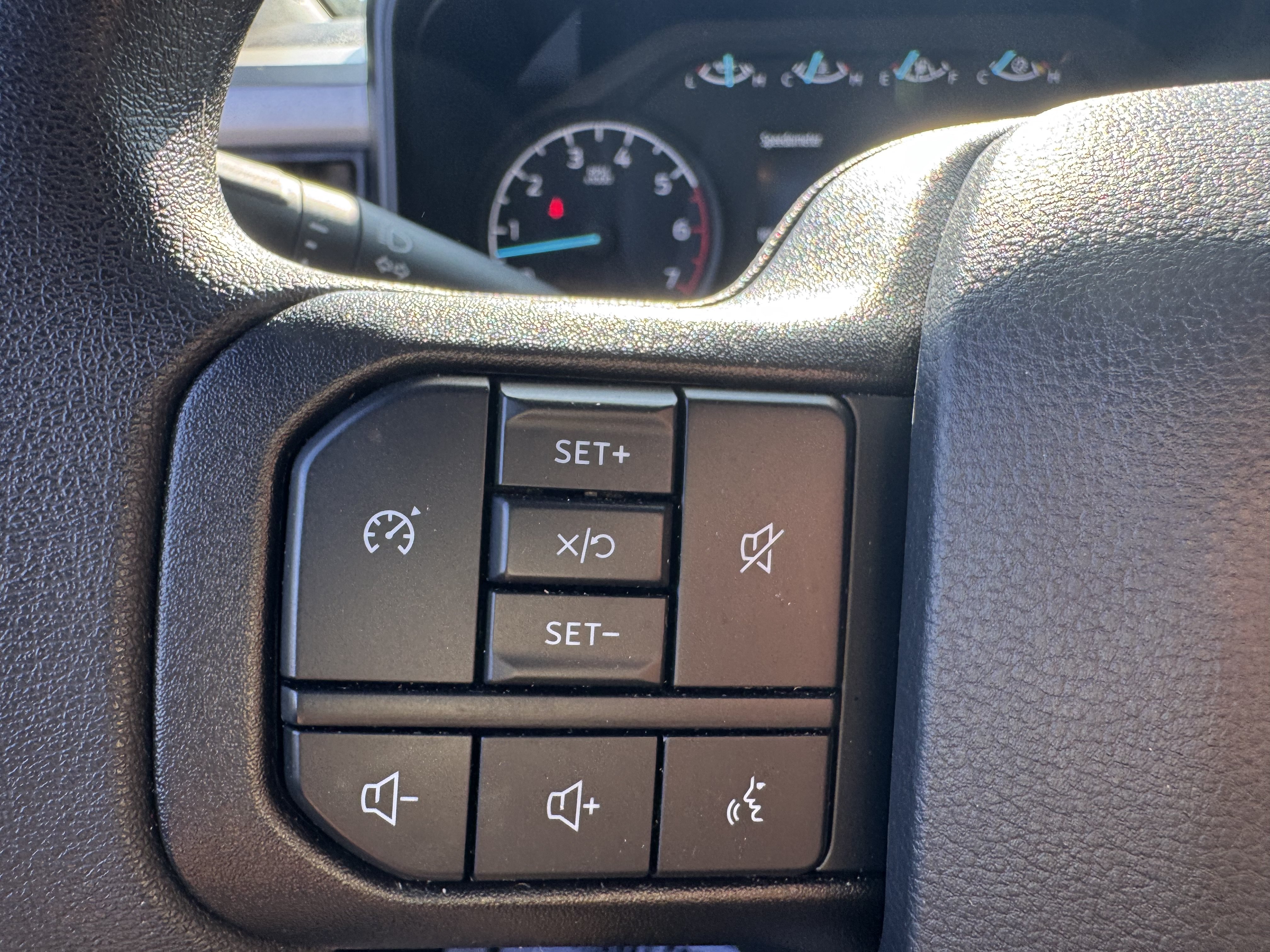 Used 2025 Ford F350 XL w/ STX Appearance Package AWD/4WD image 9