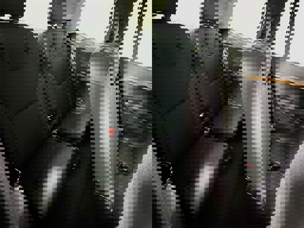 Used 2022 Volvo XC90 T8 Inscription Expression w/ Protection Package Premier image 21