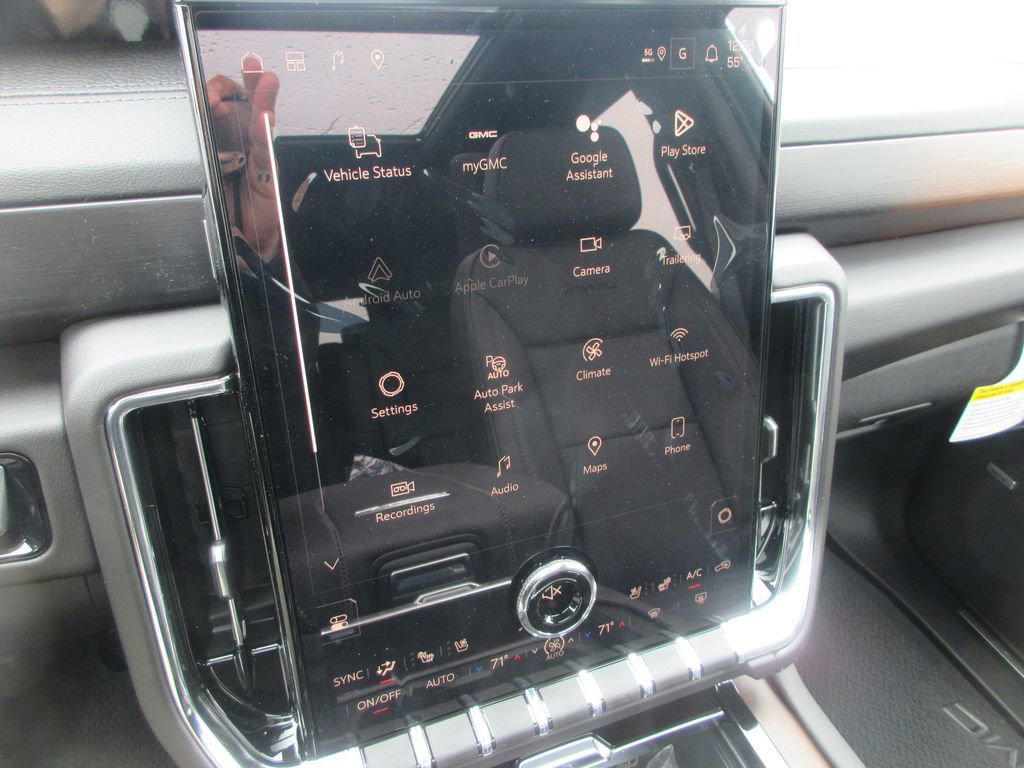 New 2026 GMC Yukon Denali image 19