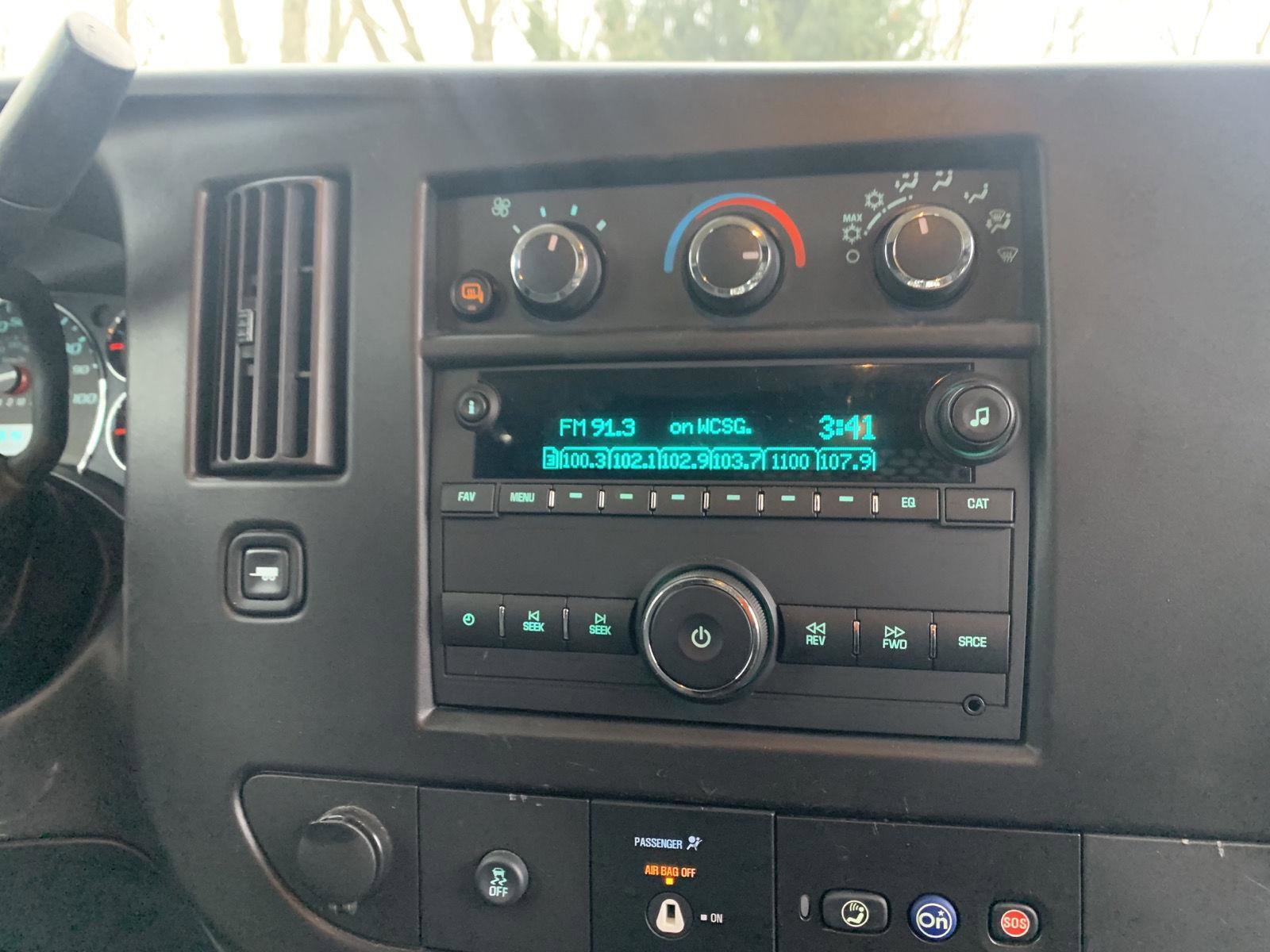 Used 2024 Chevrolet Express 2500 w/ Driver Convenience Package image 33