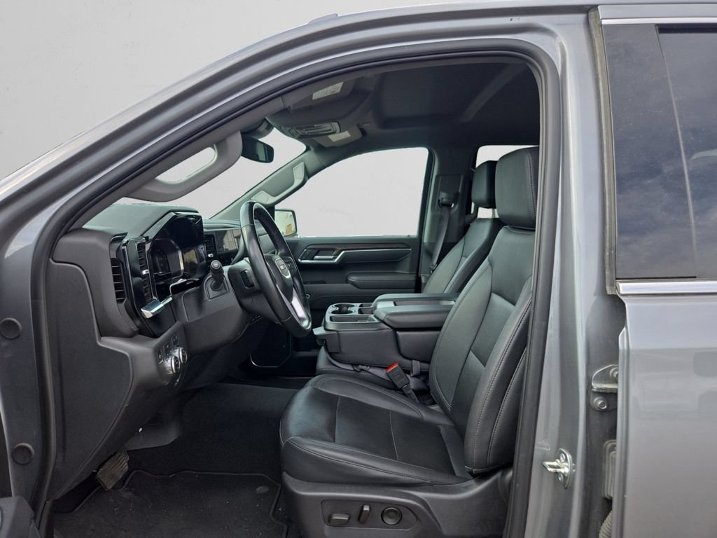 Used 2025 GMC Sierra 1500 SLT AWD/4WD image 10