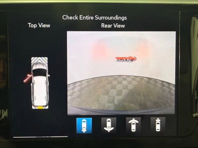 Used 2019 Chrysler Pacifica Touring Plus w/ Advanced Safetytec Group image 11