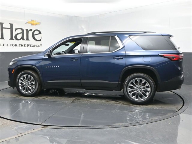 Used 2023 Chevrolet Traverse LT image 52