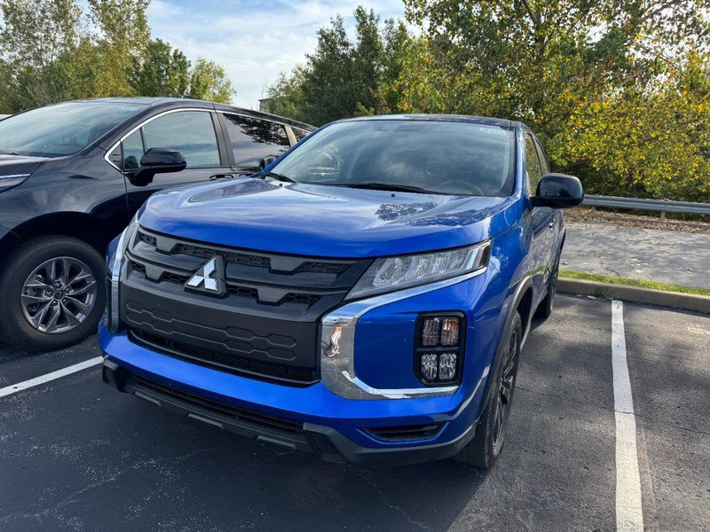 Used 2022 Mitsubishi Outlander Sport LE FWD image 2