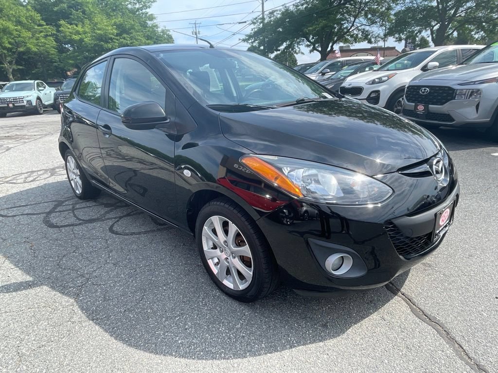 Used 2011 MAZDA MAZDA2 Touring FWD image 3