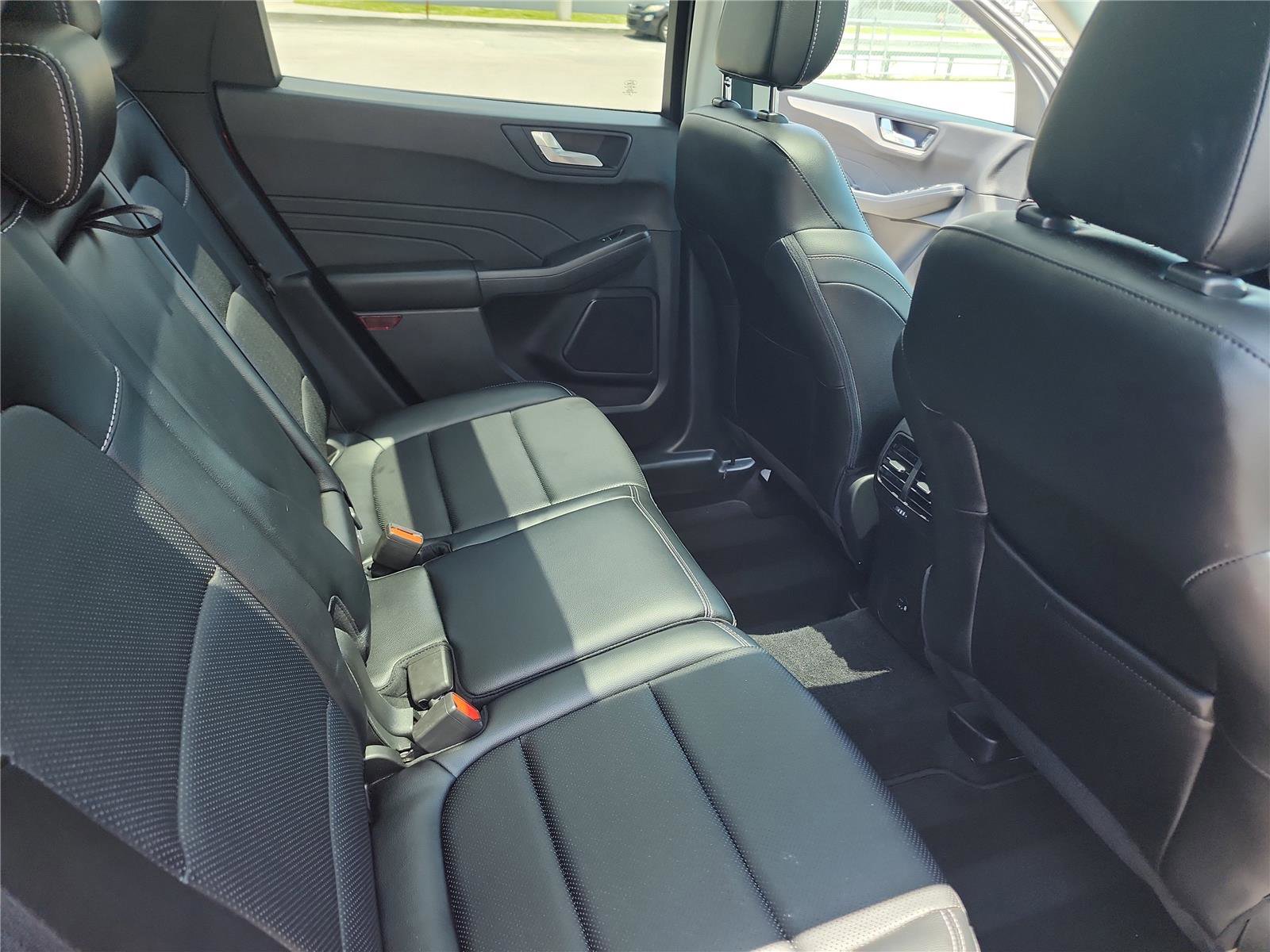 Used 2022 Ford Escape SEL FWD image 26