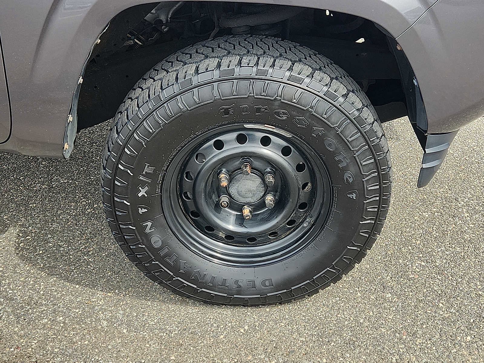 Used 2018 Toyota Tacoma SR w/ SR Convenience Package image 8