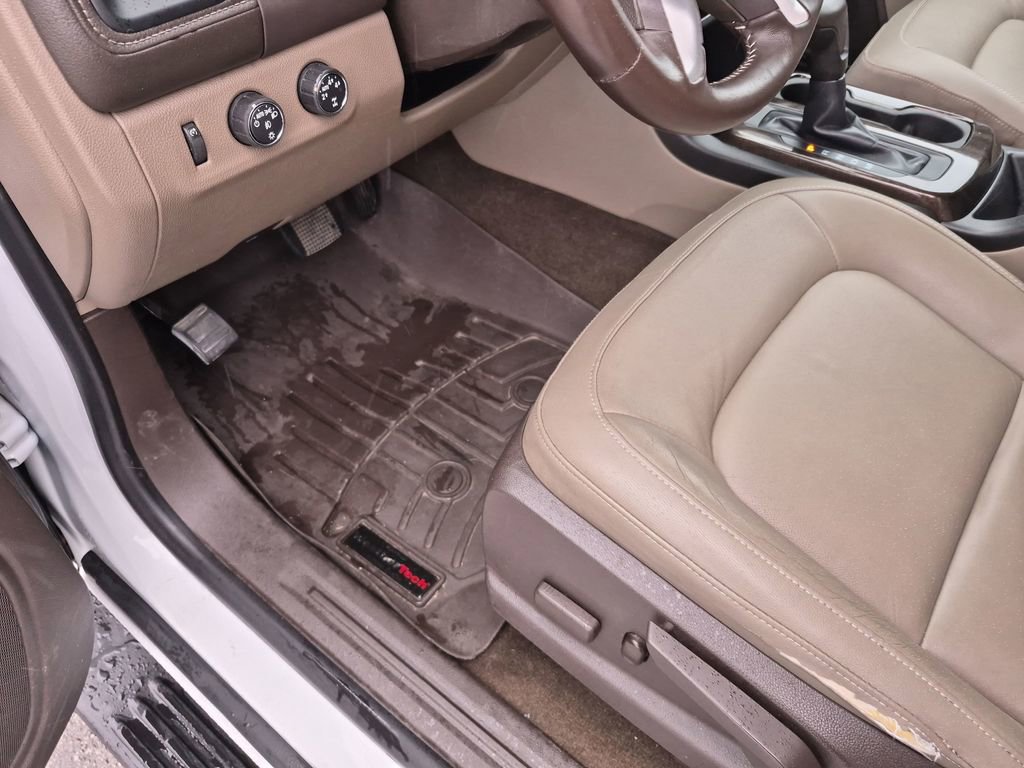 Used 2015 GMC Canyon SLT image 19