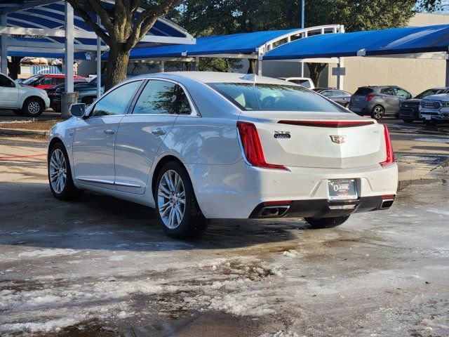 Used 2018 Cadillac XTS Luxury image 3