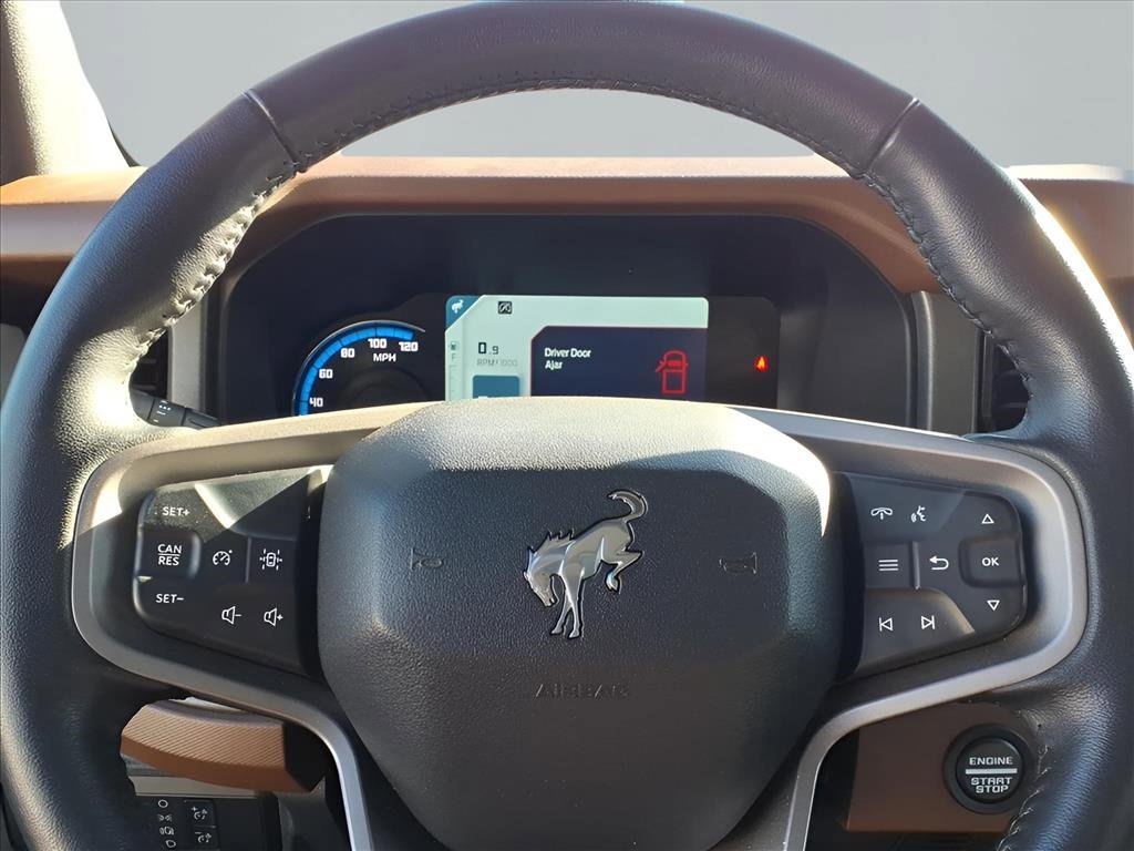 Used 2024 Ford Bronco Outer Banks image 16