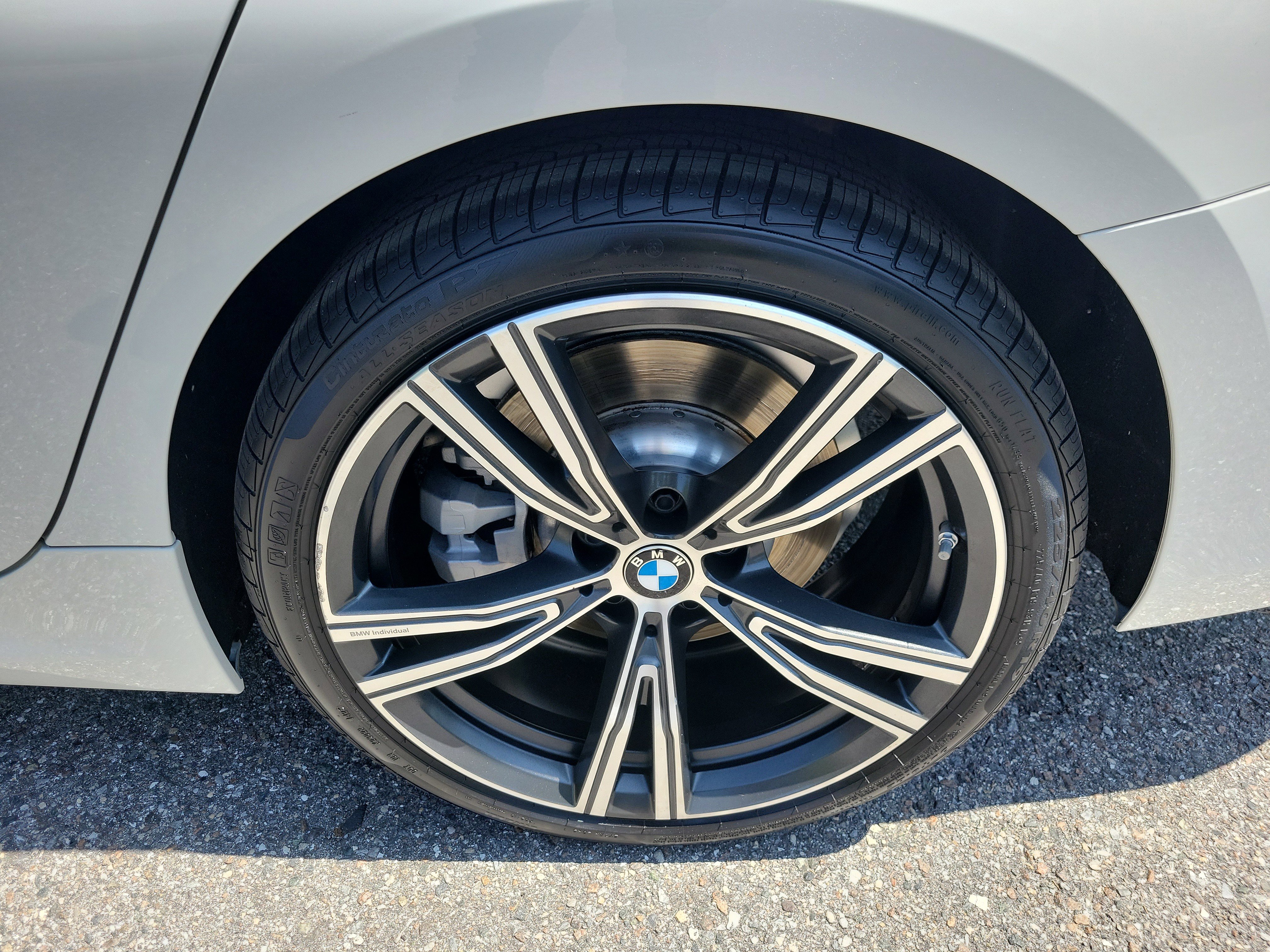 Used 2024 BMW 330i Sedan w/ Premium Package RWD image 38