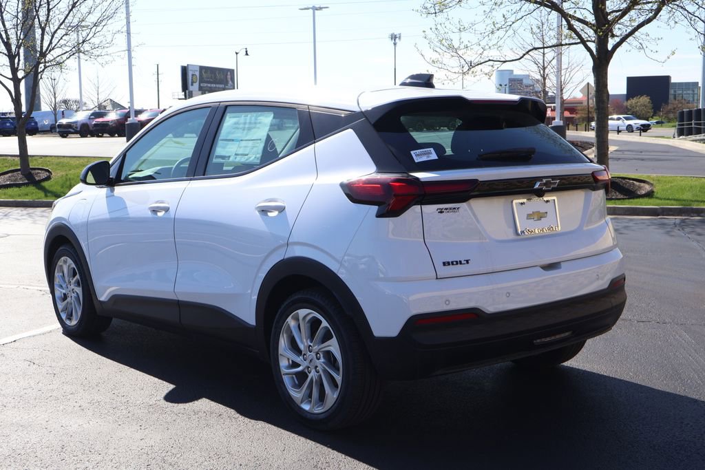 New 2027 Chevrolet Bolt LT image 5