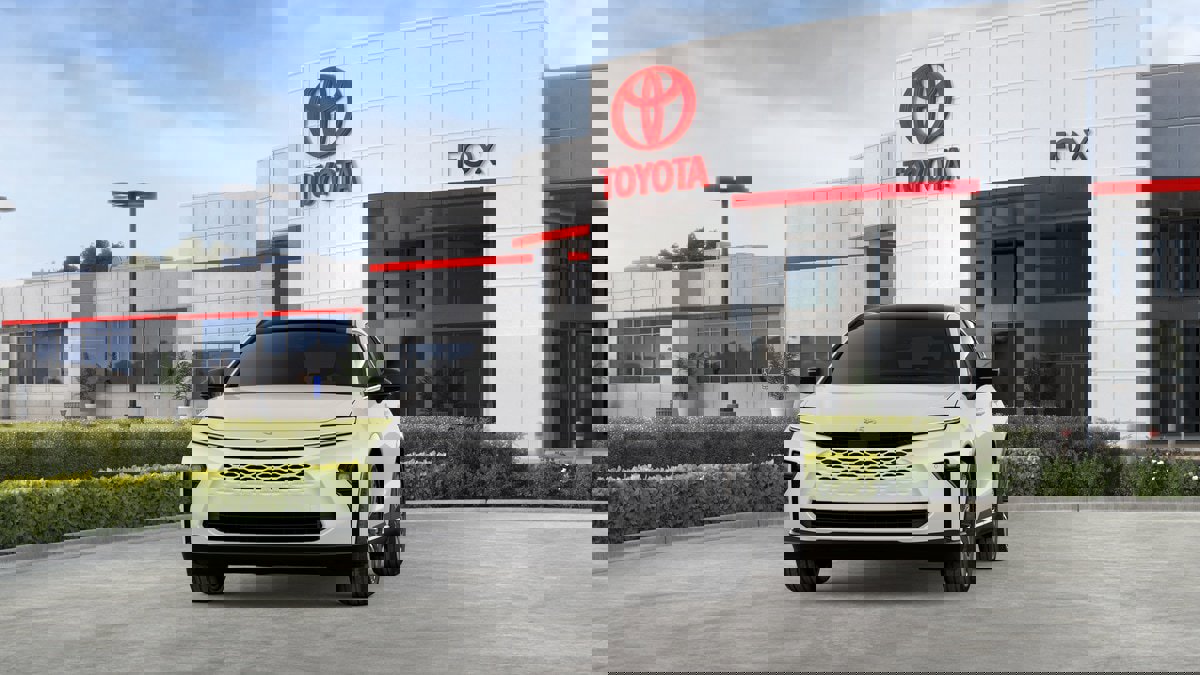 New 2026 Toyota Crown Signia image 18