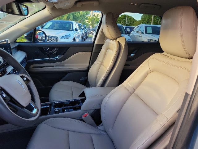 Certified 2023 Lincoln Corsair FWD image 10