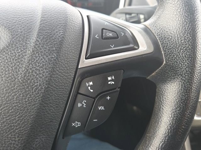 Used 2020 Ford Fusion SE image 39