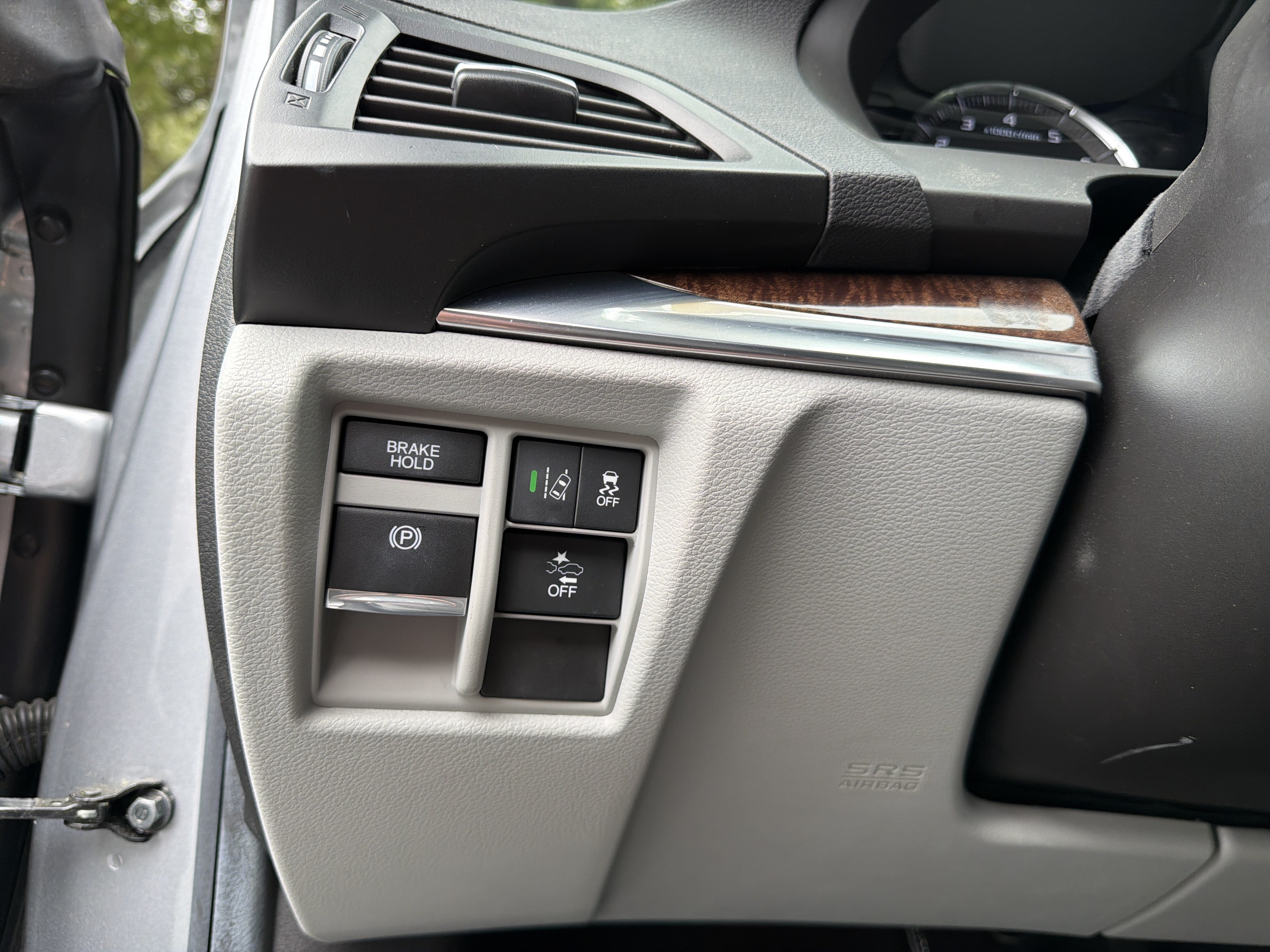 Used 2020 Acura MDX SH-AWD image 18