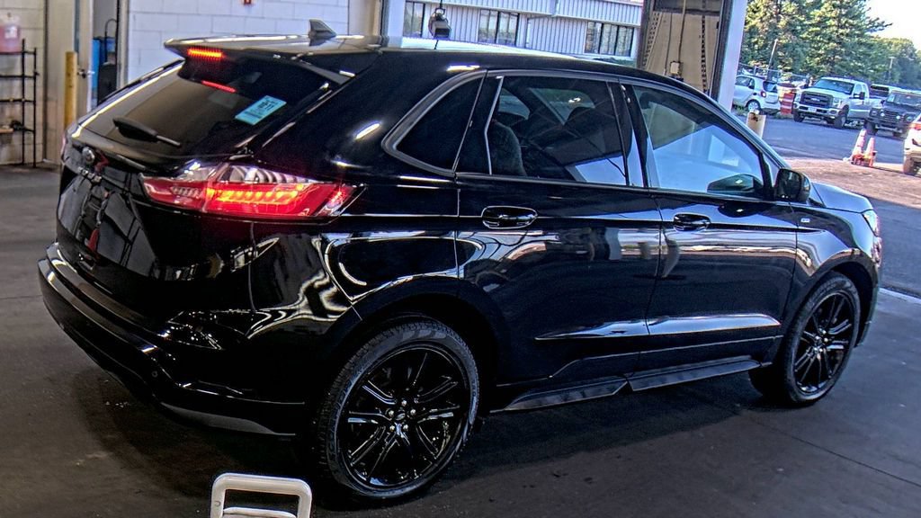 Used 2024 Ford Edge ST-Line AWD/4WD image 4