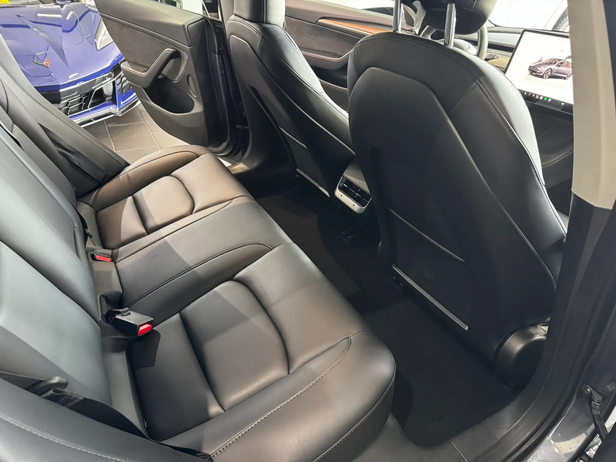 Used 2023 Tesla Model 3 Standard Range RWD image 14