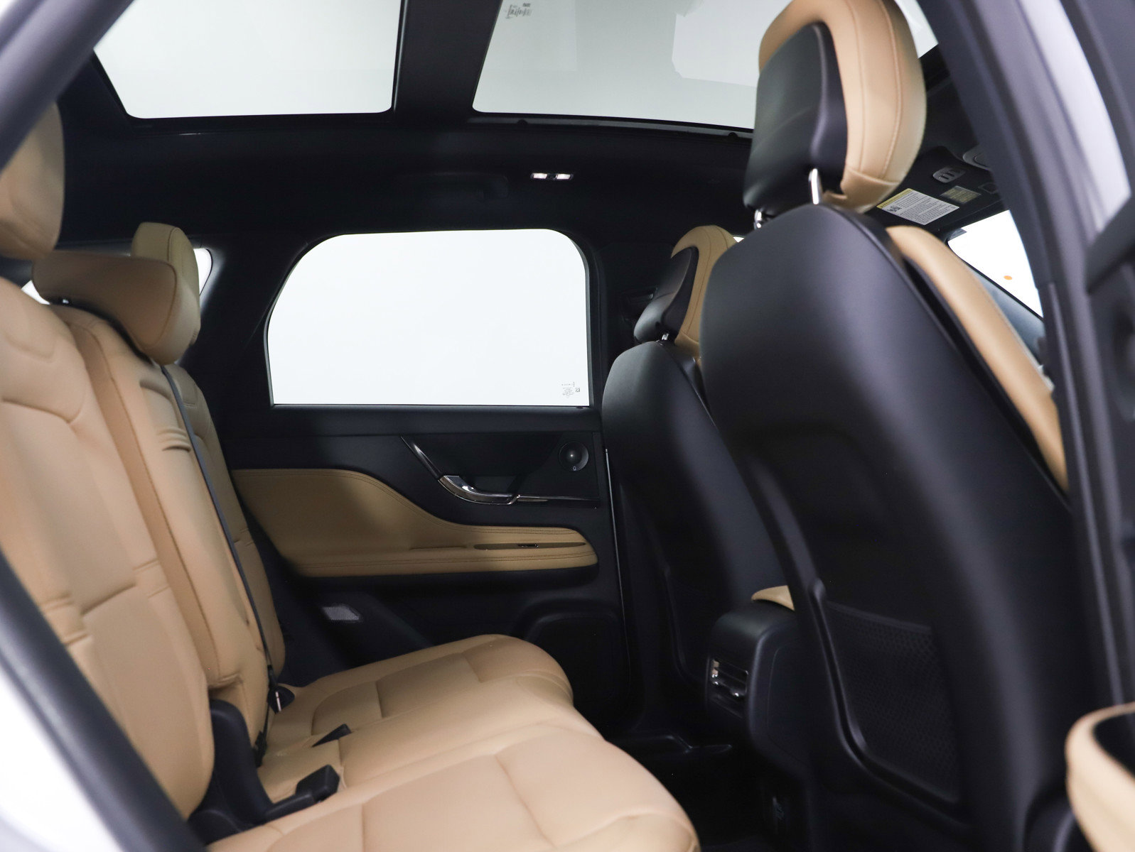 Used 2020 Lincoln Corsair Reserve image 12