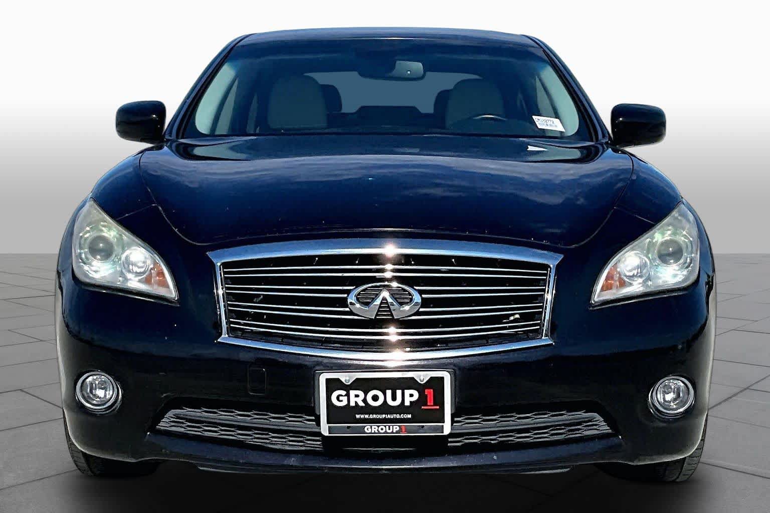 Used 2012 INFINITI M37 w/ Deluxe Touring Pkg RWD image 3