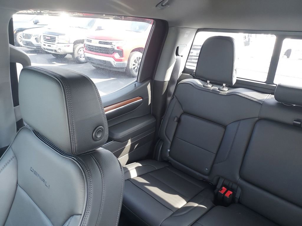 Used 2022 GMC Sierra 1500 Denali w/ Technology Package image 12