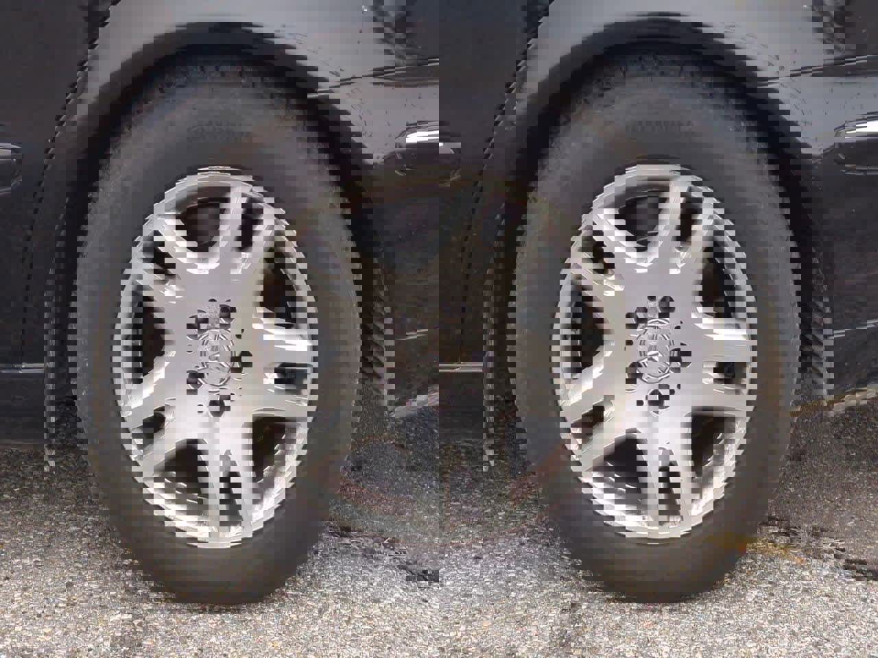 Used 2006 Mercedes-Benz E 350 Sedan image 13