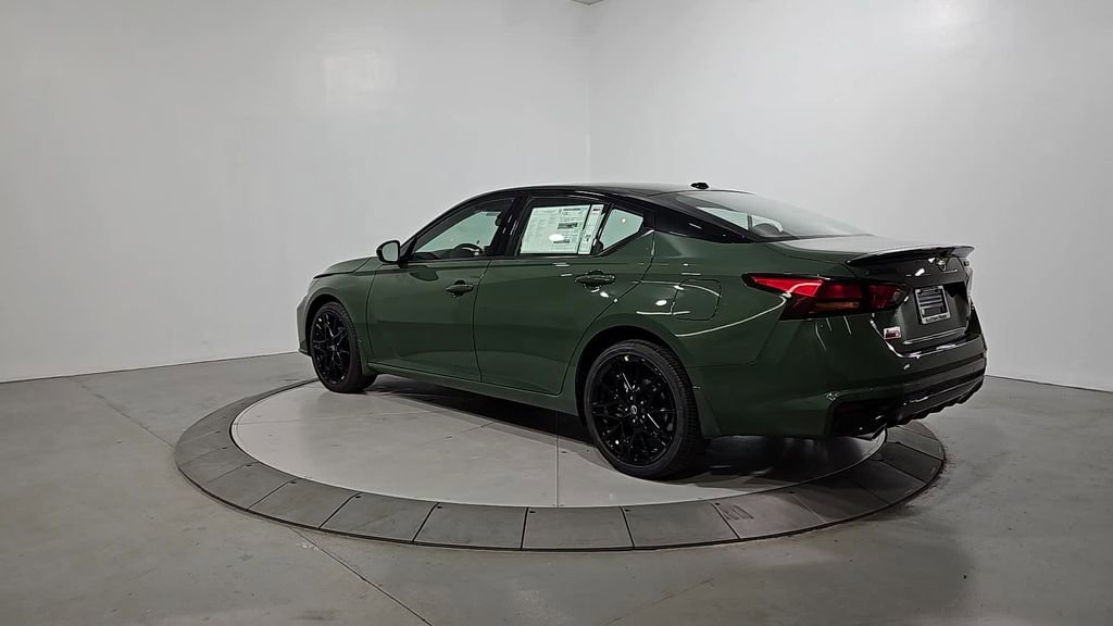 New 2026 Nissan Altima 2.5 SR image 3