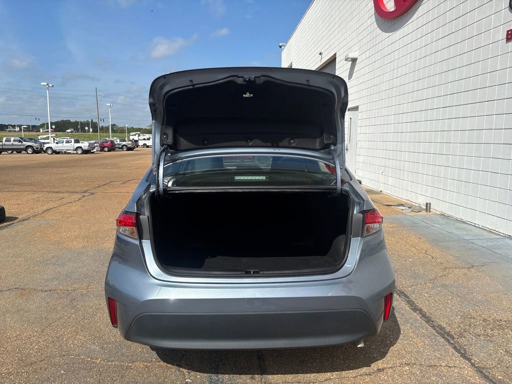 Used 2024 Toyota Corolla LE image 26