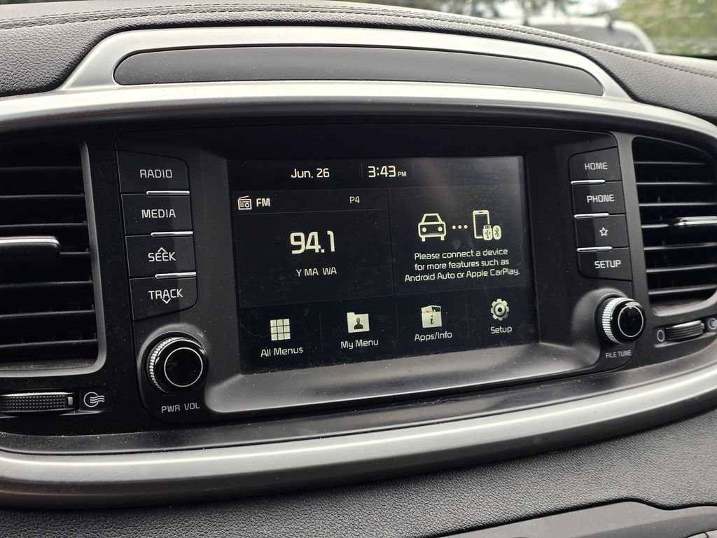 Used 2020 Kia Sorento FWD V6 image 15