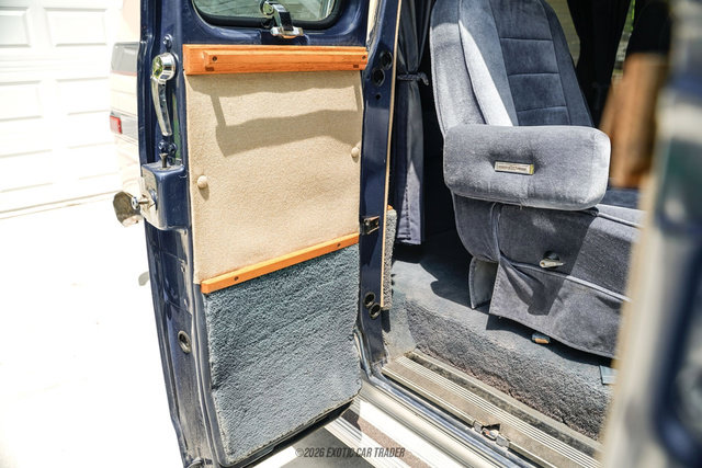 Used 1988 Chevrolet G20 RWD image 70