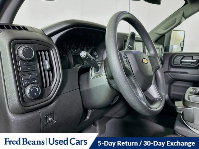Used 2025 Chevrolet Silverado 2500 Custom w/ Custom Convenience Package image 11