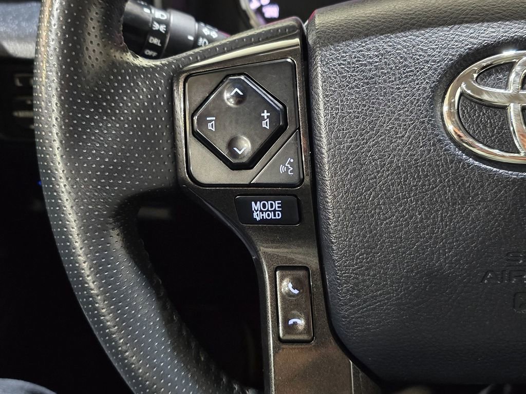 Used 2020 Toyota 4Runner Venture image 20