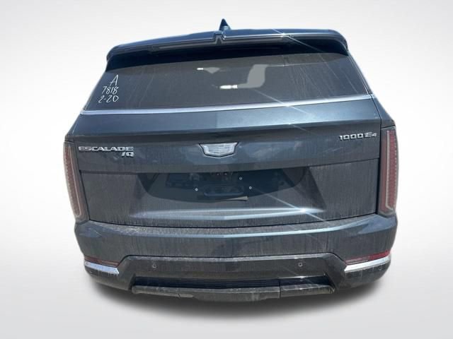 Certified 2025 Cadillac Escalade IQ Luxury 2 AWD/4WD image 8