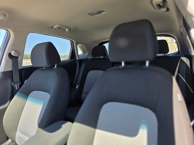 Used 2023 Hyundai Kona SE w/ Cargo Package image 13