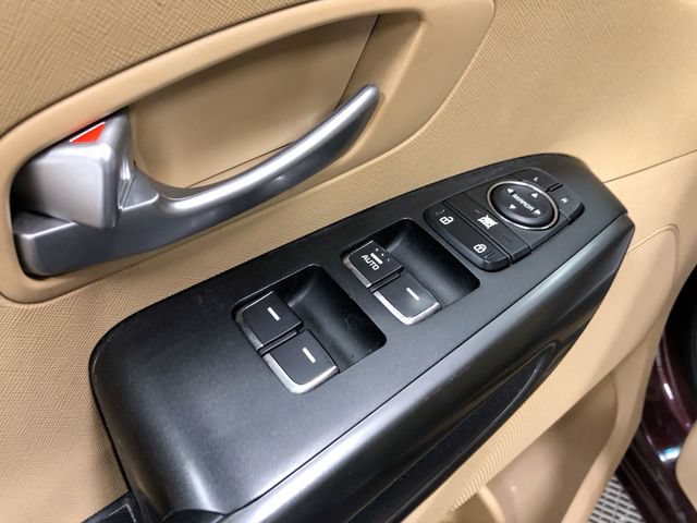 Used 2019 Kia Sedona LX FWD image 13