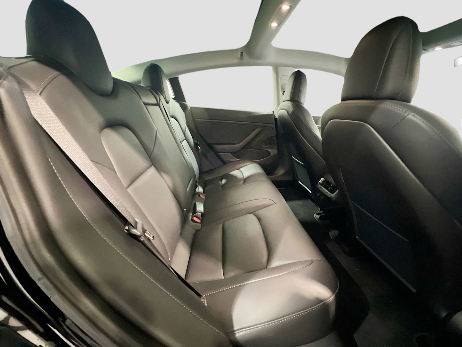 Used 2018 Tesla Model 3 Long Range image 21