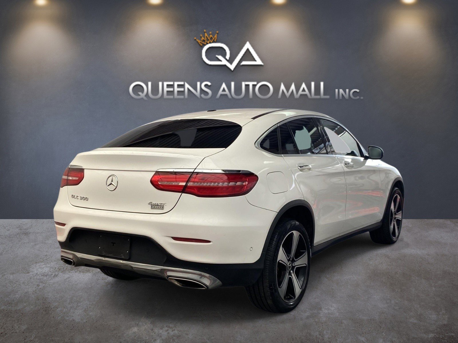 Used 2018 Mercedes-Benz GLC 300 4MATIC Coupe image 6
